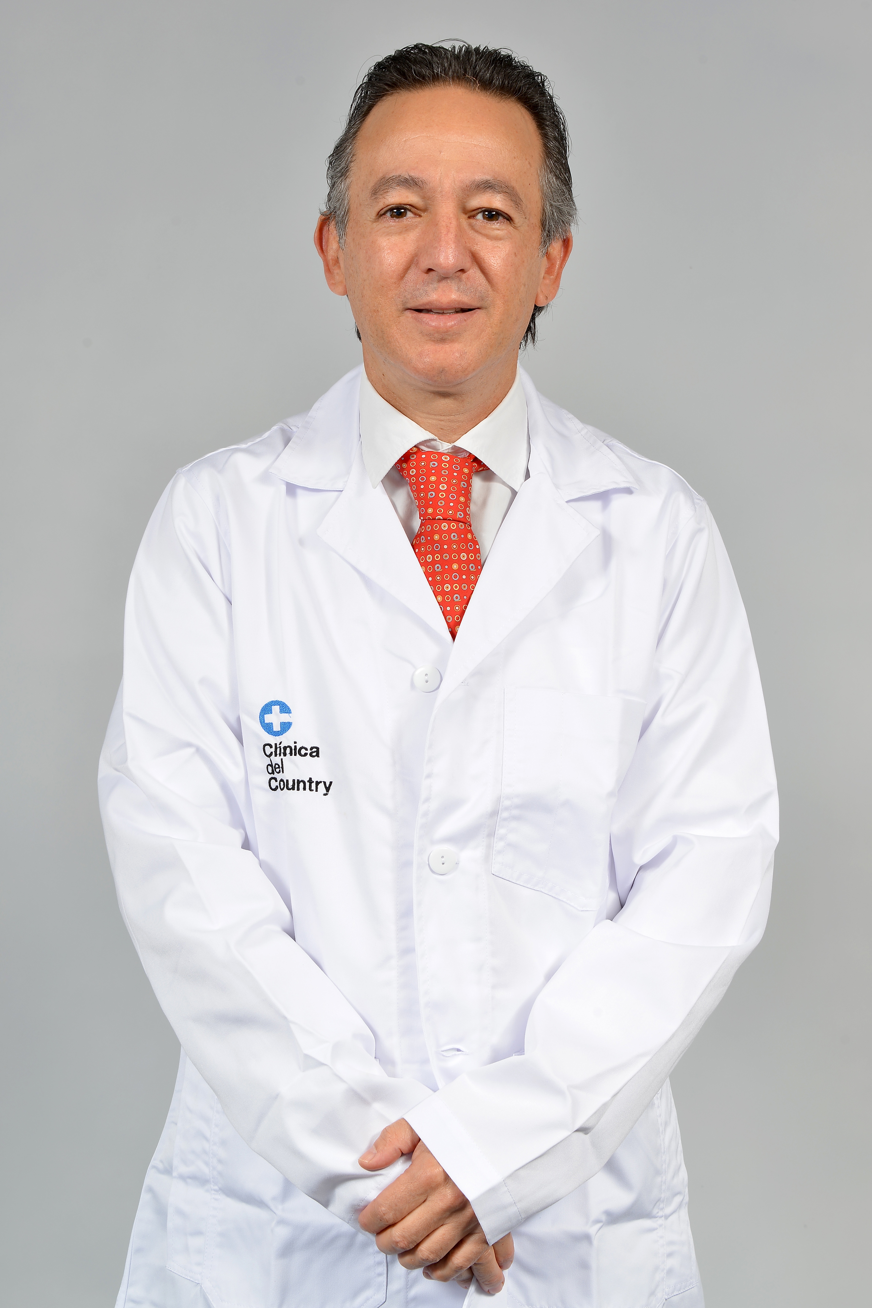 Dr. Mauricio