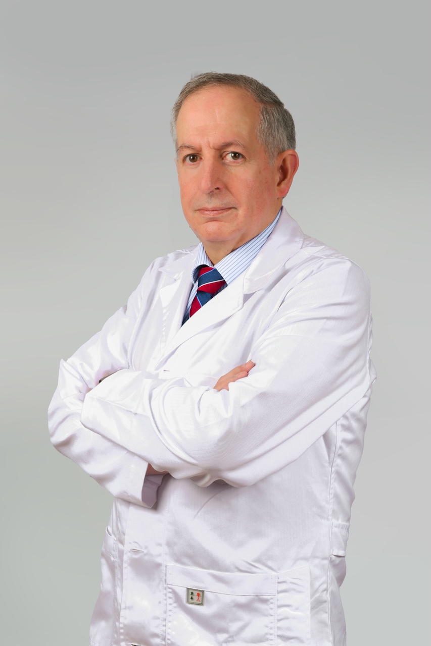 Imagen destacada especialista Dr. Andrés Ernesto Velásquez Gavilanes
