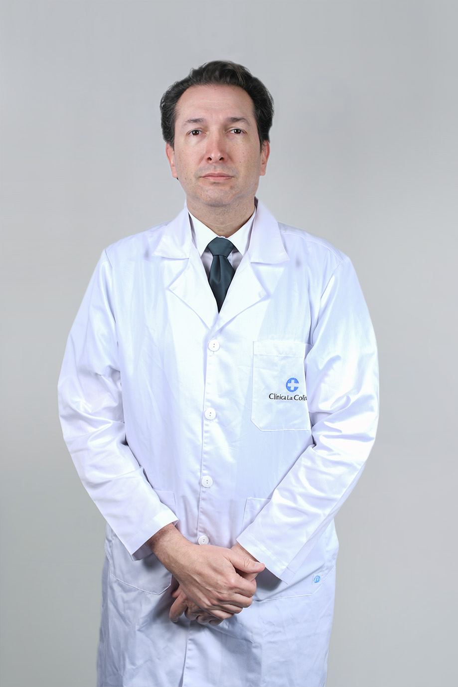 Dr. Julián	Suarez Gómez