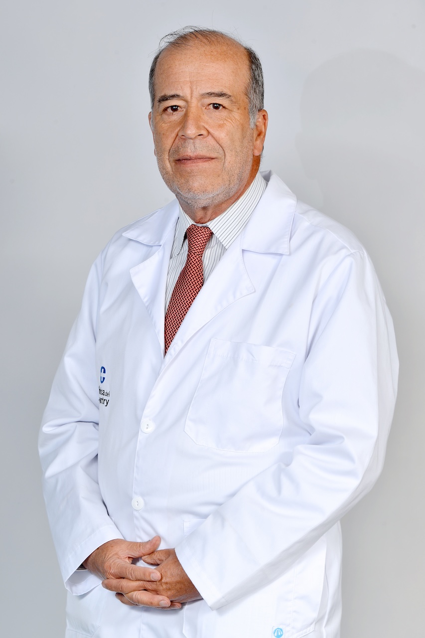 Dr. Mauricio González Castañeda