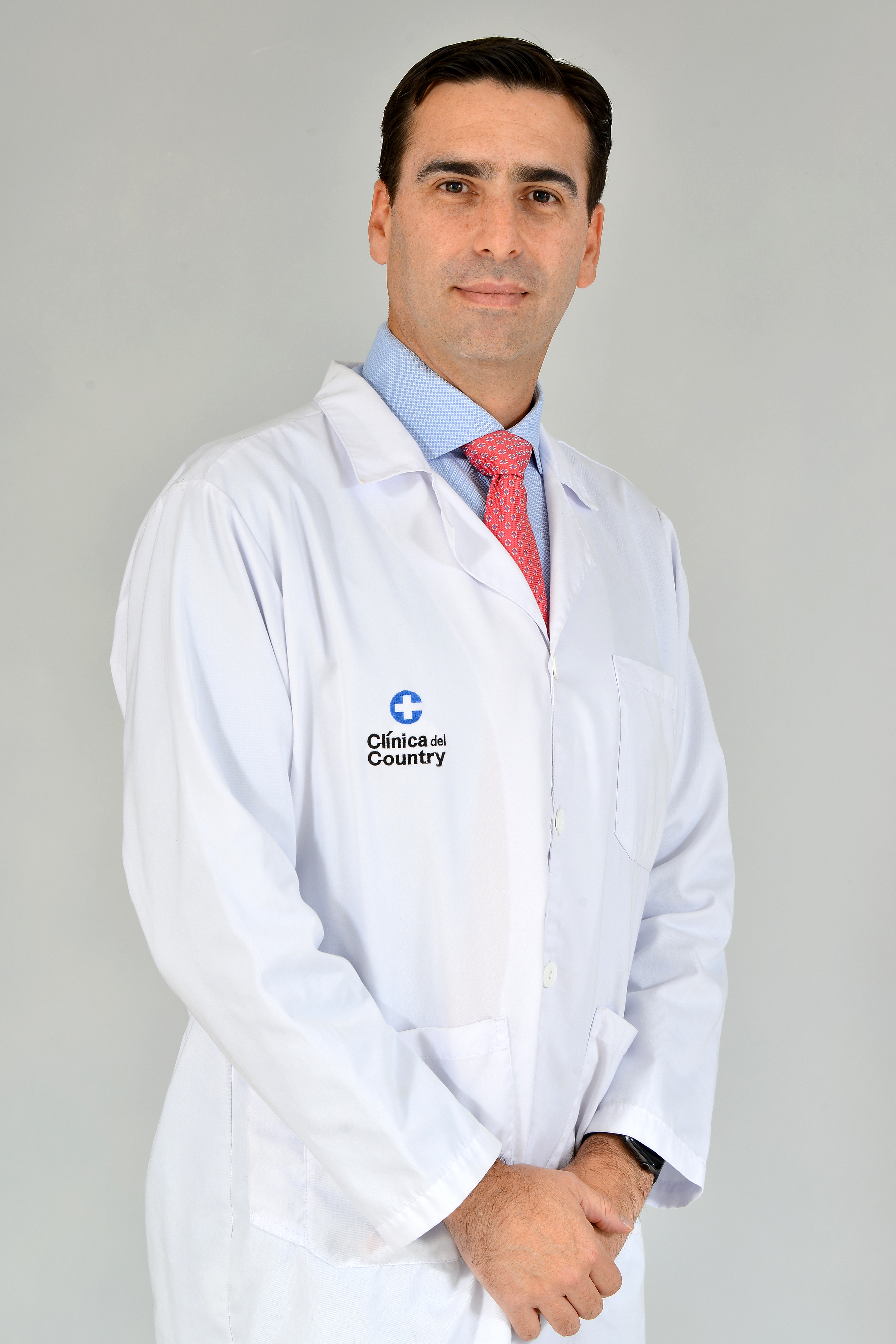 Dr. Giovanni De La Cruz Nocera.